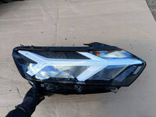 Laden Sie das Bild in den Galerie-Viewer, Frontscheinwerfer Dacia Sandero III Jogger 260107978R Rechts Headlight SCH8367140139qx