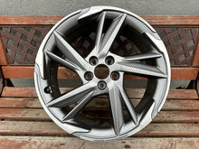 Load image into Gallery viewer, 1x Alufelge 19 Zoll 7.5" 5x108 46ET Glanz Graphit 9817501377 Citroën I Mg FEL9444168027np