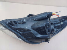 Laden Sie das Bild in den Galerie-Viewer, Frontscheinwerfer Hyundai I20 92102-4P000 Rechts Scheinwerfer Headlight SCH3378803345yb