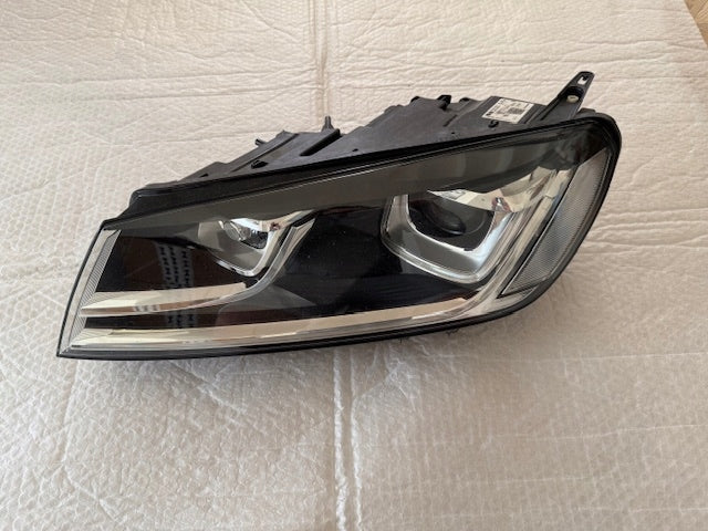 Frontscheinwerfer VW Touareg 7P1941033 Xenon Ein Stück (Rechts oder Links)