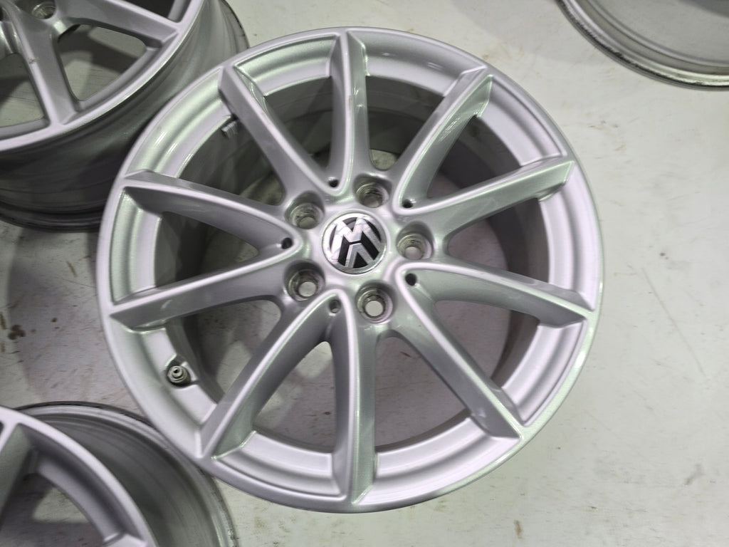 4x Alufelge 16 Zoll 7.0" 5x112 52ET 6775618 BMW 4 Caddy V Golf VII Touran FEL9805843205qy
