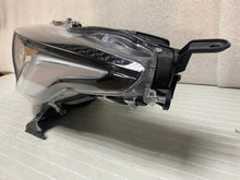 Load image into Gallery viewer, Frontscheinwerfer Toyota 4 Yaris Full LED Links Scheinwerfer Headlight SCH1755265235wr
