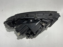 Laden Sie das Bild in den Galerie-Viewer, Frontscheinwerfer Mercedes-Benz Gla A2479064906 LED Links Scheinwerfer Headlight SCH9914199609jy