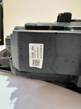 Load image into Gallery viewer, Frontscheinwerfer Hyundai Tucson 92102D7700 Rechts Scheinwerfer Headlight SCH3291746736in