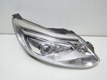 Laden Sie das Bild in den Galerie-Viewer, Frontscheinwerfer Ford Focus Xenon Rechts Scheinwerfer Headlight