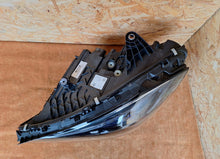 Laden Sie das Bild in den Galerie-Viewer, Frontscheinwerfer Mercedes-Benz A2369063301 LED Links Scheinwerfer Headlight SCH9495740866mn