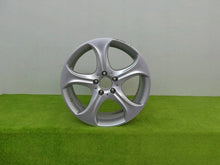 Laden Sie das Bild in den Galerie-Viewer, 1x Alufelge 18 Zoll 8.5&quot; 5x112 56ET A2054010700 Mercedes-Benz W205 Rim Wheel