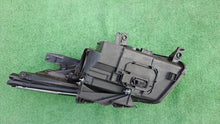Laden Sie das Bild in den Galerie-Viewer, Frontscheinwerfer Citroën C6 307022572 Bi-Xenon Rechts Scheinwerfer Headlight SCH4066303533rk