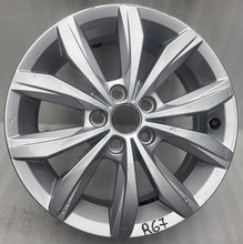 Load image into Gallery viewer, 1x Alufelge 15 Zoll 5.5" 5x100 40ET Glanz Silber 2G0601025 VW Polo Rim Wheel FEL4411779880mx