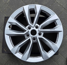 Laden Sie das Bild in den Galerie-Viewer, 1x Alufelge 18 Zoll 7.0" 5x112 45ET 57A601025AS Skoda Karoq Rim Wheel FEL1148236351py