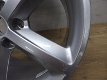 Load image into Gallery viewer, 1x Alufelge 18 Zoll 9.0&quot; 5x112 52ET Glanz Silber 8J0601025 Audi Tt Rim Wheel