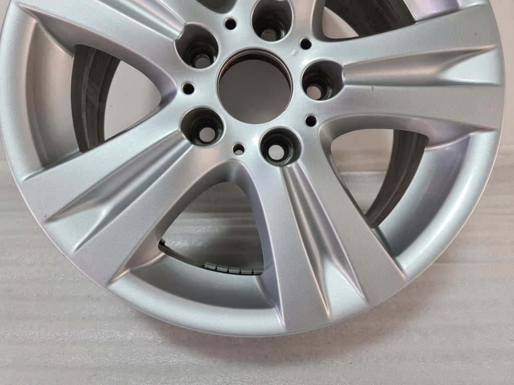 1x Alufelge 16 Zoll 7.0" 5x120 44ET Matt Silber 6779696 BMW 1 E88 E81 E82 E87 FEL7141767844no