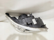 Laden Sie das Bild in den Galerie-Viewer, Frontscheinwerfer Mercedes-Benz Vito W639 A6398202961 1ZS009627-32 Xenon Rechts