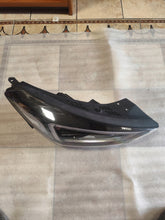 Load image into Gallery viewer, Frontscheinwerfer Hyundai Tucson 92102D7700 Full LED Rechts Headlight SCH2427442596sk