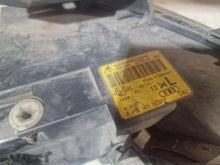 Laden Sie das Bild in den Galerie-Viewer, Frontscheinwerfer Audi A3 Sportback 8P0941003M Xenon Links Headlight SCH3493314870uw