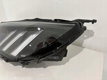 Laden Sie das Bild in den Galerie-Viewer, Frontscheinwerfer Peugeot 2008 208 II 9841642080 LED Rechts oder Links