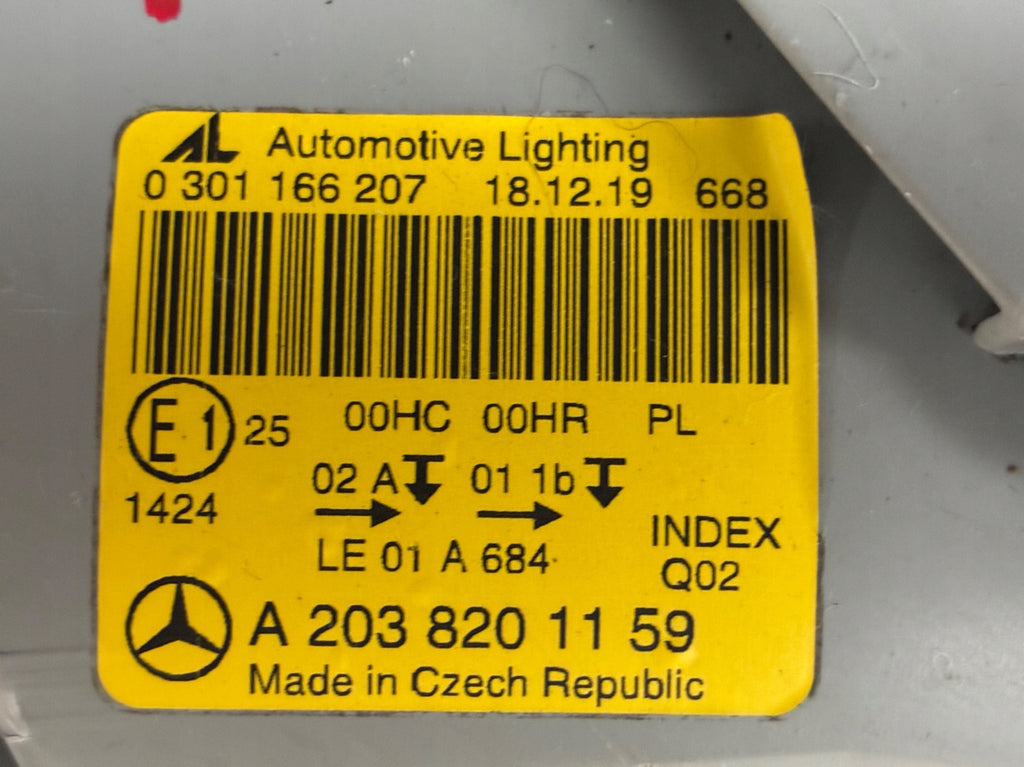 Frontscheinwerfer Mercedes-Benz W203 A2038201159 Links Scheinwerfer Headlight SCH6745109954nn