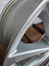 Load image into Gallery viewer, 1x Alufelge 16 Zoll 6.0" 5x112 50ET Glanz Silber Seat Altea Jetta Rim Wheel FEL4604730985xa