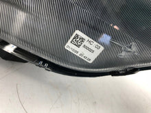 Laden Sie das Bild in den Galerie-Viewer, Frontscheinwerfer Iveco Daily IV 5802711800 LED Links Scheinwerfer Headlight SCH5886295758qa