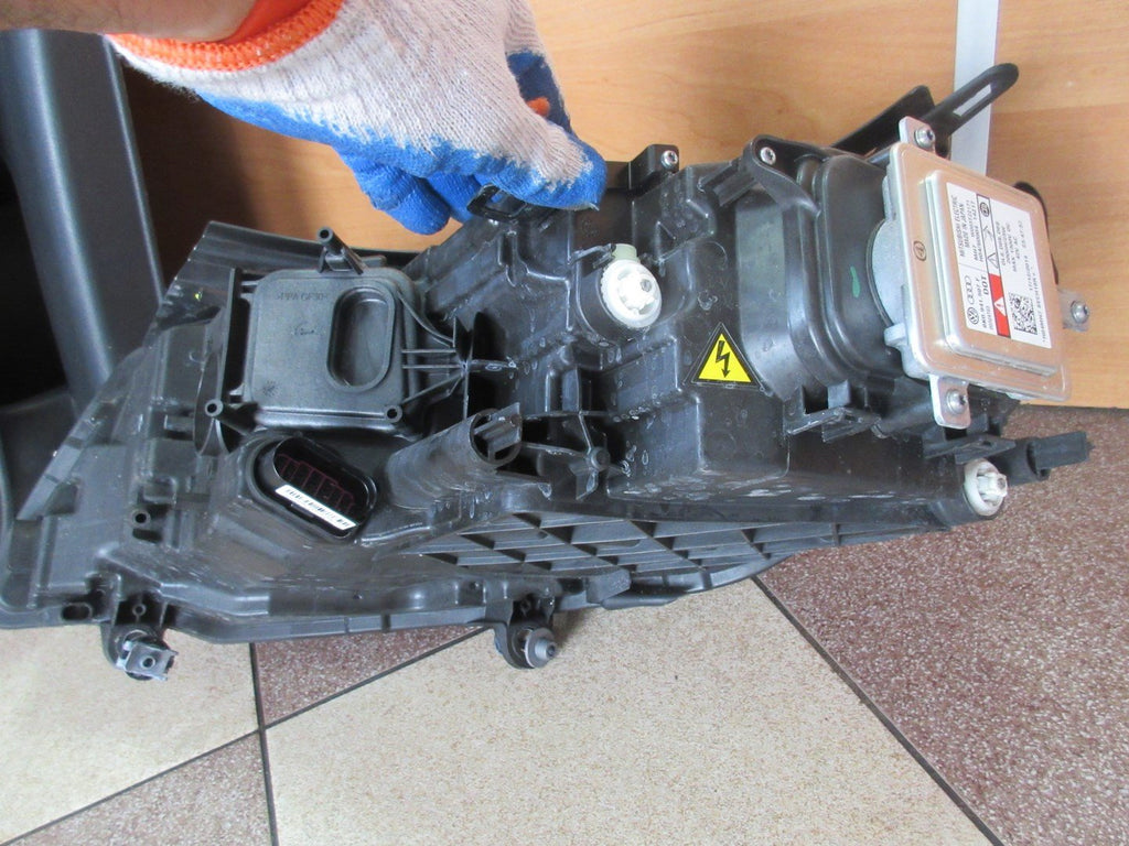 Frontscheinwerfer VW Touareg 7P1941032 Bi-Xenon Rechts Scheinwerfer Headlight SCH6839837392gy