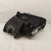 Laden Sie das Bild in den Galerie-Viewer, Frontscheinwerfer Mercedes-Benz W206 A2069060803 LED Rechts Headlight SCH7877469113vy