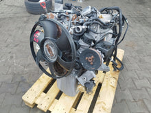 Load image into Gallery viewer, Motor Mercedes-Benz Sprinter 906 A646.985 2.2 CDI 180TKm Diesel Engine Komplett
