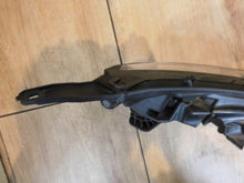 Laden Sie das Bild in den Galerie-Viewer, Frontscheinwerfer Mitsubishi Eclipse Cross I EDM92205010 LED Links Headlight SCH7735480755va