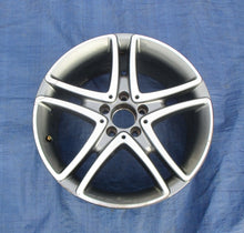 Laden Sie das Bild in den Galerie-Viewer, 1x Alufelge 18 Zoll 8.0" 5x112 41ET Silber A2224011900 Mercedes-Benz W222 FEL5258103380xb