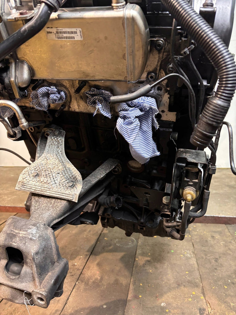 Motor Audi Q5 CGLB 2.0 TDI 170PS 125kW 225TKm 2011 Diesel Engine Komplett