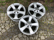 Laden Sie das Bild in den Galerie-Viewer, 1x Alufelge 16 Zoll 6.5&quot; 5x112 3C1071496C VW Passat Rim Wheel