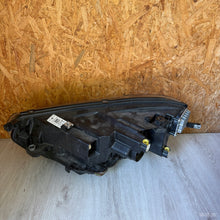 Load image into Gallery viewer, Frontscheinwerfer VW Taigo 2G7941005A 2G7941006A LED Ein Satz Headlight