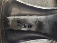 Laden Sie das Bild in den Galerie-Viewer, 1x Alufelge 17 Zoll 7.0" 5x115 42ET OP042K5 Opel Astra Gtc Insignia Zafira J FEL6862641144ko