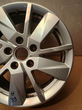 Laden Sie das Bild in den Galerie-Viewer, 1x Alufelge 16 Zoll 6.5" 5x112 48ET Glanz Silber 2K7601025 VW Caddy I Rim Wheel FEL9439764671ci
