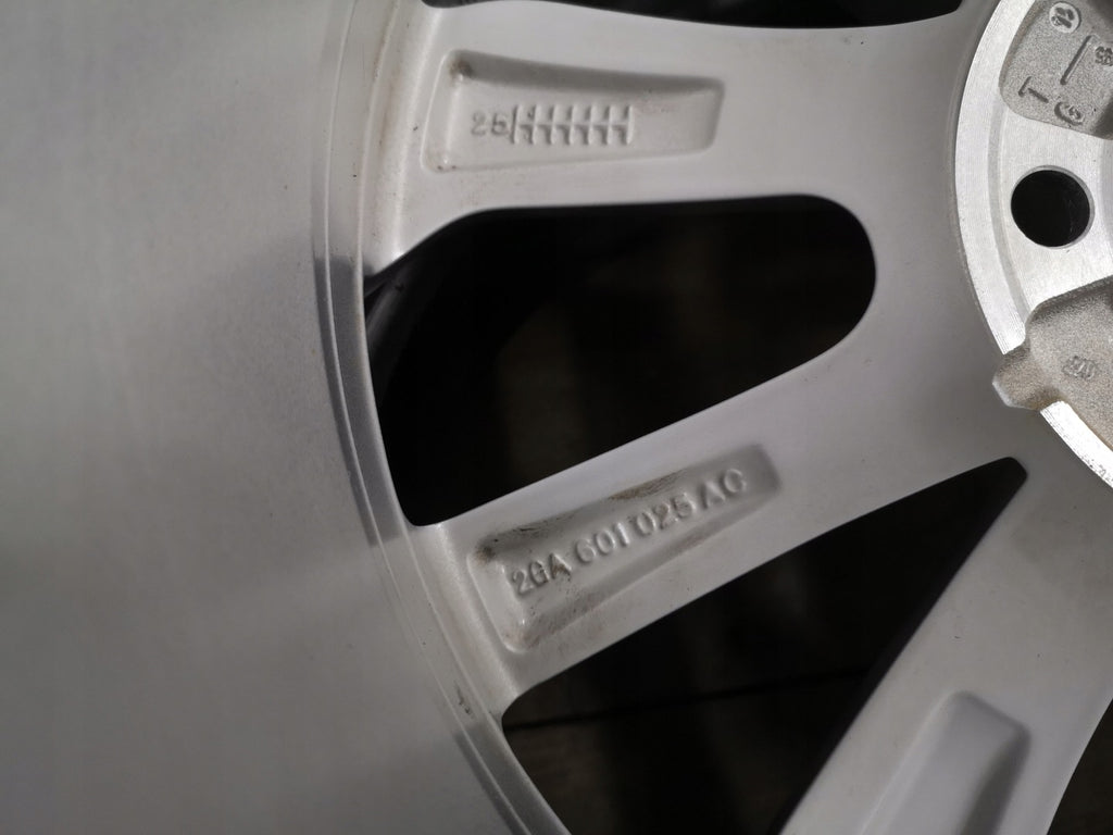 1x Alufelge 17 Zoll 7.0" 5x112 45ET Glanz Silber 2GA601025AC VW T-Roc Rim Wheel FEL9965221341lb