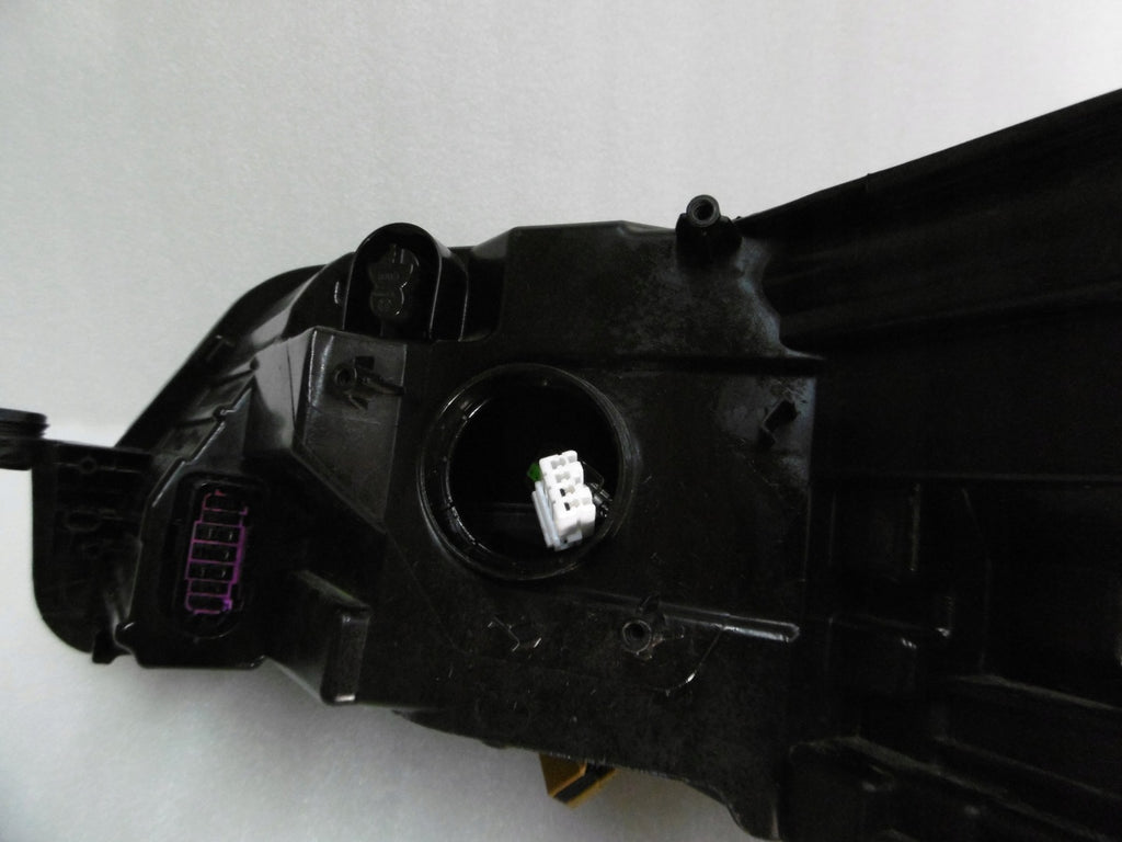 Frontscheinwerfer Skoda Superb III 3V1941016A Xenon Rechts Headlight