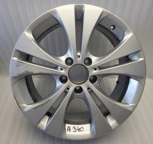 Load image into Gallery viewer, 1x Alufelge 17 Zoll 7.5&quot; 5x112 52 5ET A2464010800 Mercedes-Benz Vito W447