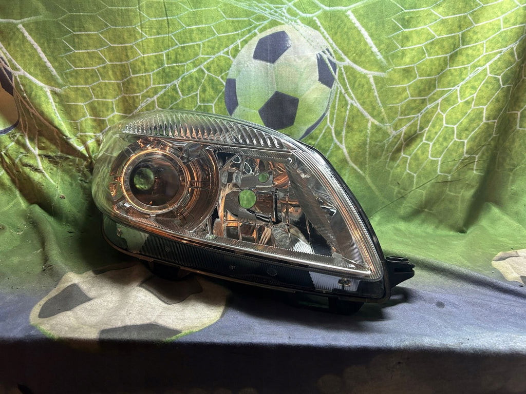 Frontscheinwerfer Skoda Fabia II WER55 Rechts Scheinwerfer Headlight SCH1038608828di