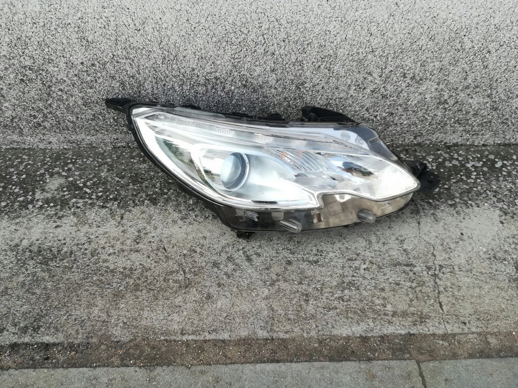 Frontscheinwerfer Peugeot 2008 I Rechts Scheinwerfer Headlight