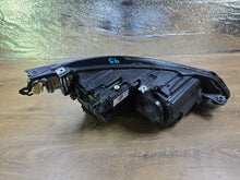 Load image into Gallery viewer, Frontscheinwerfer VW Golf VIII 5H1941077F Ein Stück (Rechts oder Links) SCH8490743124qr