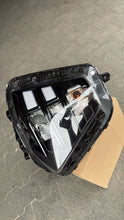 Laden Sie das Bild in den Galerie-Viewer, Frontscheinwerfer Hyundai Kona Full LED Links Scheinwerfer Headlight SCH2859832483ju