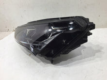 Laden Sie das Bild in den Galerie-Viewer, Frontscheinwerfer Skoda Enyaq 5LB941015H 5LB941015A LED Links Headlight SCH5228990339dd