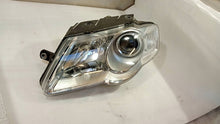 Load image into Gallery viewer, Frontscheinwerfer VW Passat 89312179 Links Scheinwerfer Headlight SCH7606149204ak