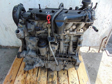Laden Sie das Bild in den Galerie-Viewer, Motor Volvo V70 III D5244T 2.4 Diesel Engine Unkomplett MOT2210901888fg