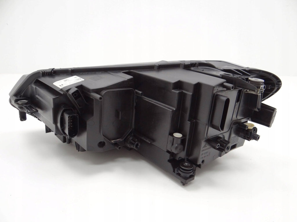 Frontscheinwerfer VW Touran 5TB941036C 030129923220 LED Rechts Headlight SCH5152125430zs