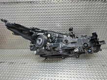 Laden Sie das Bild in den Galerie-Viewer, Frontscheinwerfer Toyota Corolla S25154637 8115002T31 Links Headlight SCH5153369422nb