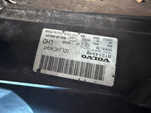 Laden Sie das Bild in den Galerie-Viewer, Frontscheinwerfer Volvo V70 S80 121005 Xenon Rechts Scheinwerfer Headlight SCH5307009023wr