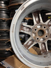 Load image into Gallery viewer, 1x Alufelge 15 Zoll 5.0" 4x100 45ET Glanz Silber Suzuki I Ignis Rim Wheel FEL8982390614xf