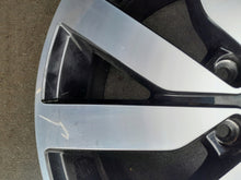 Laden Sie das Bild in den Galerie-Viewer, 1x Alufelge 18 Zoll 7.5" 5x112 51ET Glanz Schwarz 5G0601025AL VW Golf Vii FEL6723113752cf