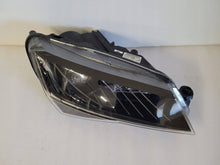 Laden Sie das Bild in den Galerie-Viewer, Frontscheinwerfer Skoda Superb III 3V1941016A LED Rechts Scheinwerfer Headlight