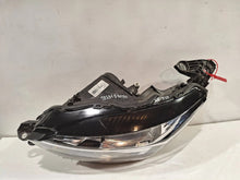 Laden Sie das Bild in den Galerie-Viewer, Frontscheinwerfer Peugeot 2008 208 II 9823194080 Links Scheinwerfer Headlight